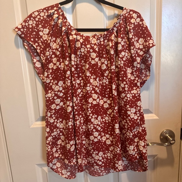 LC Lauren Conrad Tops - LC Lauren Conrad Red Floral Blouse